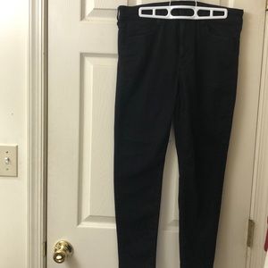 Size 12 Short Black American Eagle Jeggings